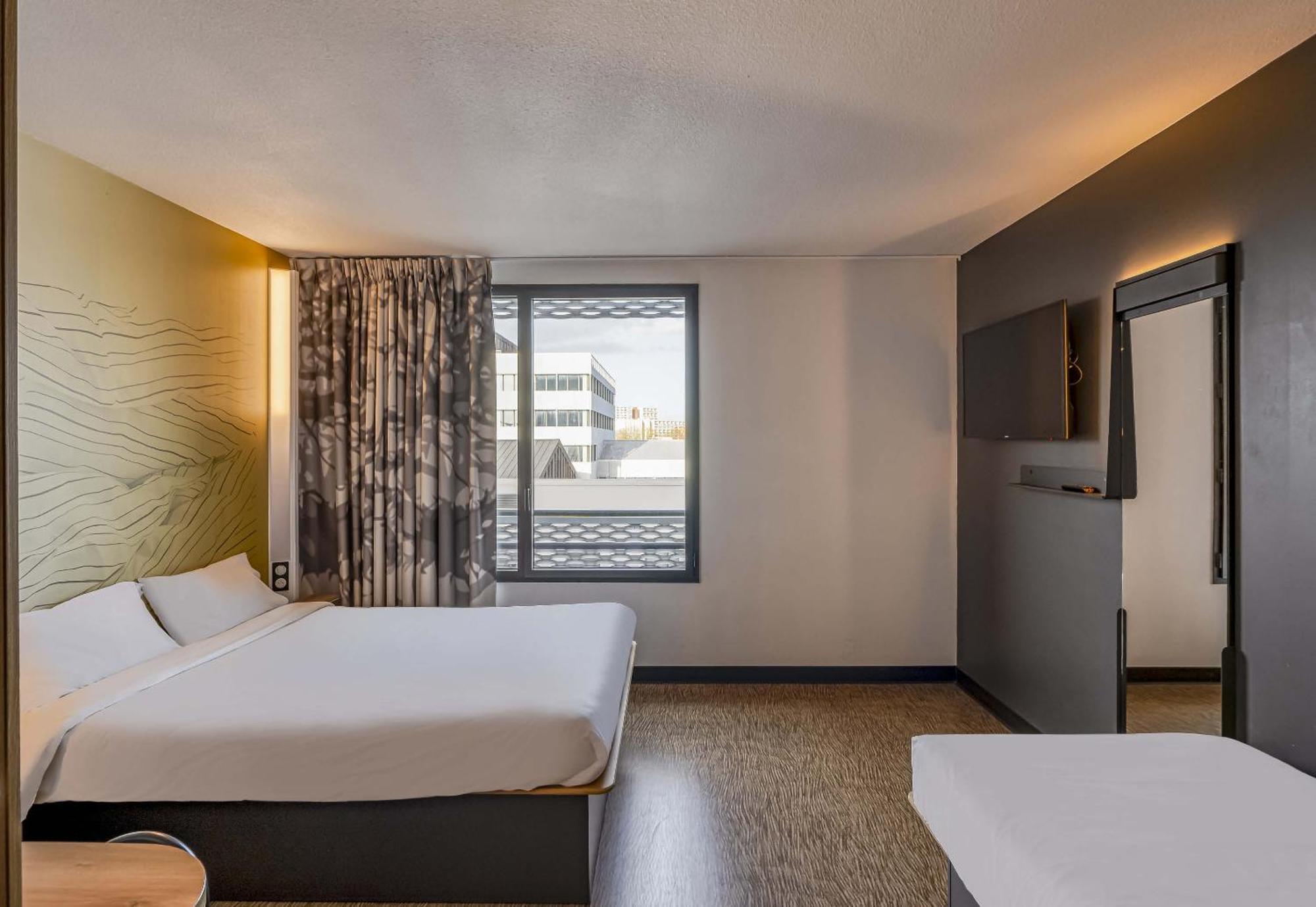 B&B Hotel Bordeaux Bassins A Flot Exterior foto