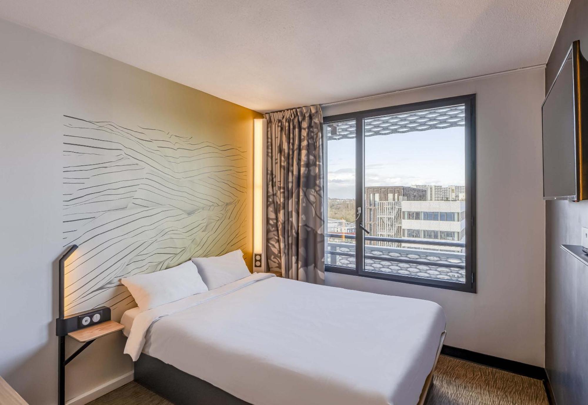 B&B Hotel Bordeaux Bassins A Flot Exterior foto