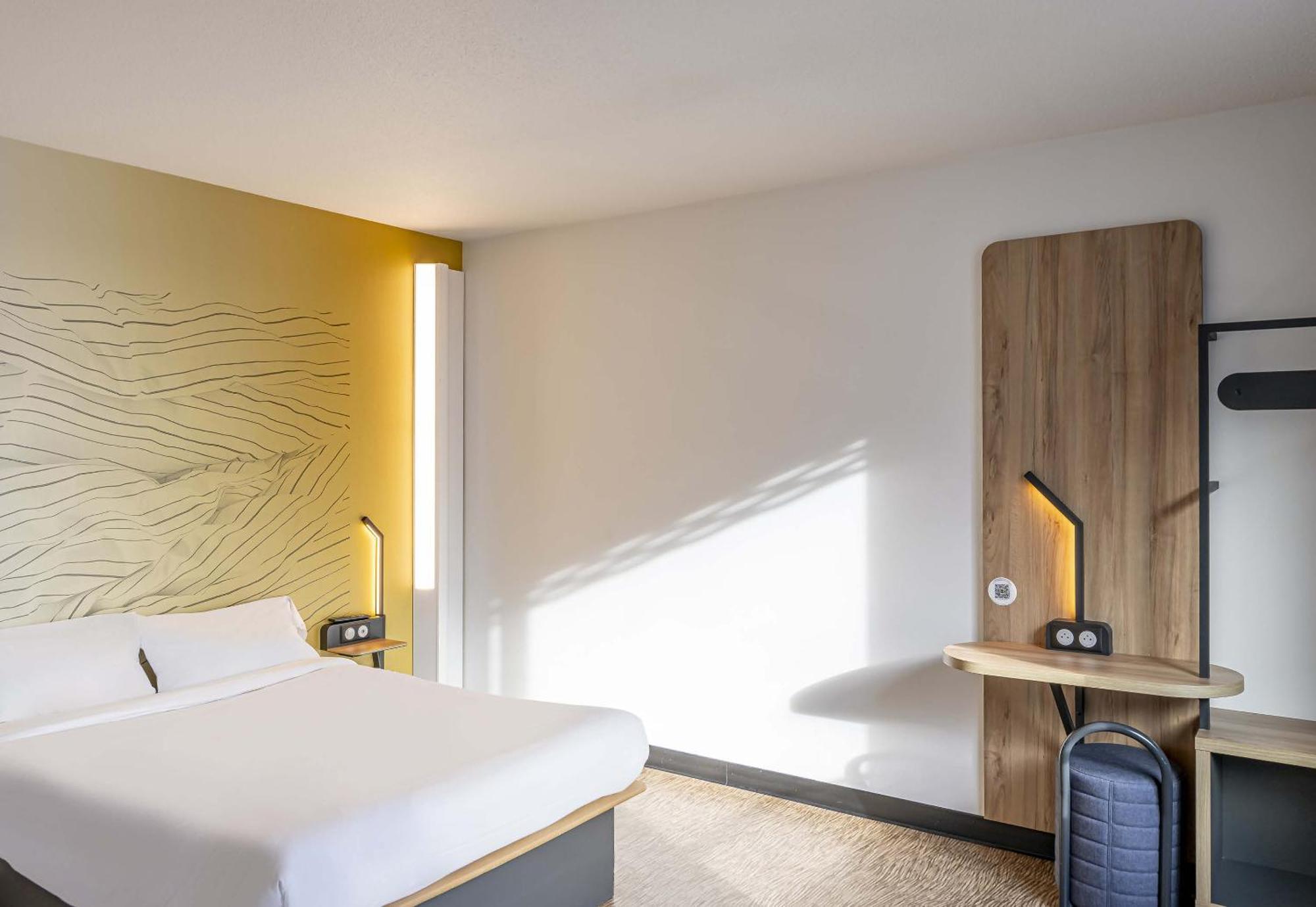 B&B Hotel Bordeaux Bassins A Flot Exterior foto